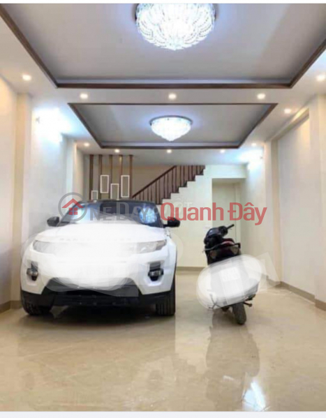 Urgent sale of beautiful house Hoang Quoc Viet car garage, office elevator, spa 30m to the street, 84m - 11.7 billion Sales Listings