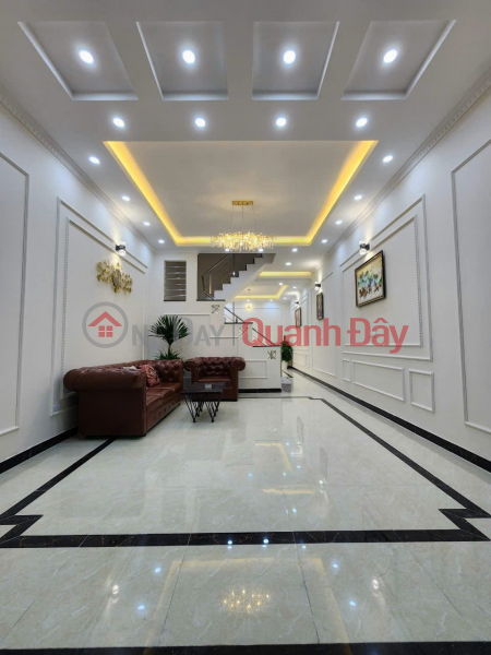 House for sale on Nguyen Luong Bang street, Dong Da, corner lot, alley for business, area 61m2, over 11 billion Sales Listings