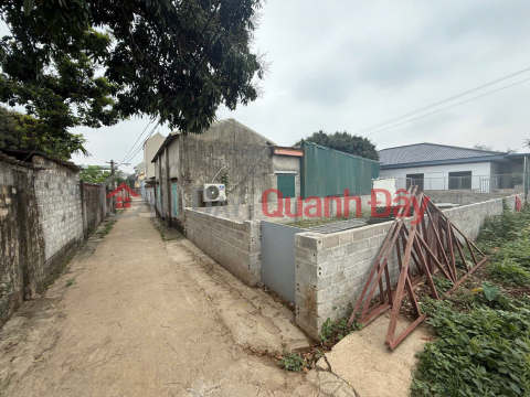 Hàng hot 126 m2 tại Đông Sơn - Chương Mỹ ngay gần đường 6 giá nhỉnh 3 tỉ
- Lô góc mặt tiền = hậu 6.3m
- _0