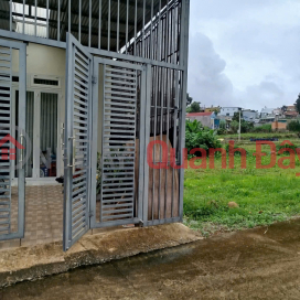 House for sale, 123.7m2, near Lien Khuong Airport, Duc Trong, Lam Dong. Price: 2.2 billion VND. _0