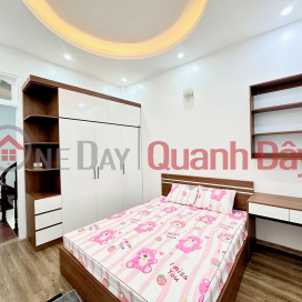 HOUSE FOR SALE NEXT TO ROYACITY Area: 45M2 4 FLOORS PRICE: 5.25 BILLION NGUYEN TRAI STREET THANH XUAN DISTRICT. _0