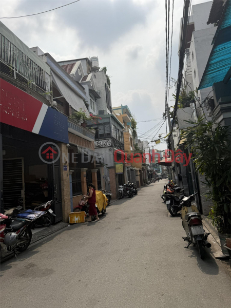 đ 6,98 tỷ **Bán nhà hẻm 8m Lạc Long Quân, phường 11, Tân Bình (5x13) chỉ hơn 6 tỷ