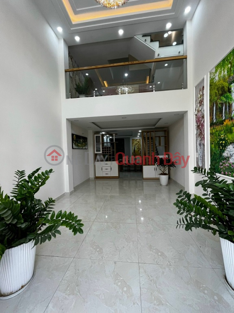 GENUINE OWNER NEED TO SELL URGENTLY Beautiful House-Soft Price In District 11-HCMC _0