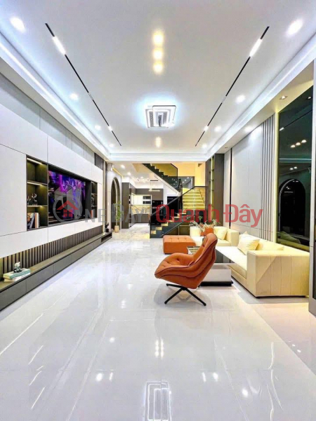 **House for sale on Tran Van Danh street, ward 13, Tan Binh (4*22) T3 station gate Sales Listings