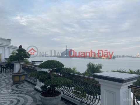 Selling a land that is both large and beautiful, facing Xuan Dieu street, Quang An, Tay Ho 555 m2, blooming back, 150 billion. _0