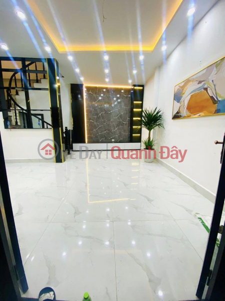HOUSE FOR SALE XUAN THUY - CENTER OF PAPER DISTRICT - 37M2 x 5 floors - ONLY 5.7 BILLION Sales Listings