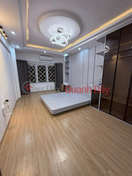 Property Search Vietnam | OneDay | Residential, Sales Listings | House for sale on Nguyen Van Cu street, car parking available, accessible alley, suitable for business.