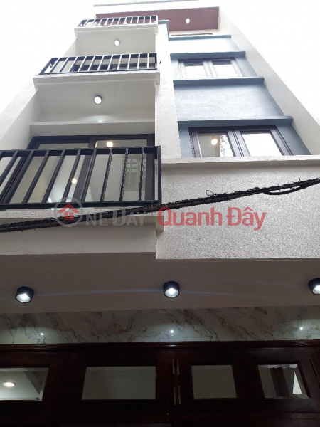 Only one apartment in Co Linh street opposite AEON, new house with open space front and back 45m 5 floors 5m frontage price 4 billion 15 Sales Listings