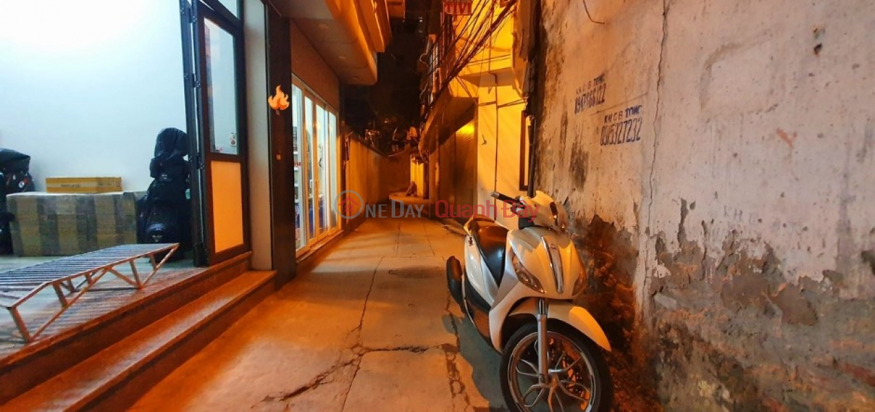 Minh Khai house is facing the alley, in front of the house is wide, from the house to Times City 500m, 3.5 billion. Sales Listings