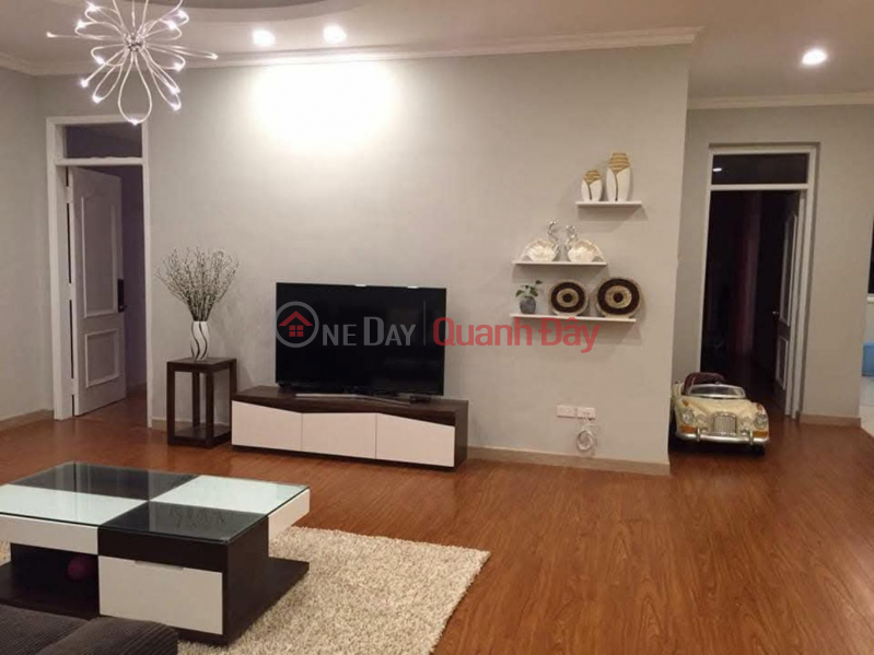 (100% real news) Apartment 130m2 x 3 bedrooms with car slot in building 34T - Southeast balcony - Furniture 600 million Sales Listings