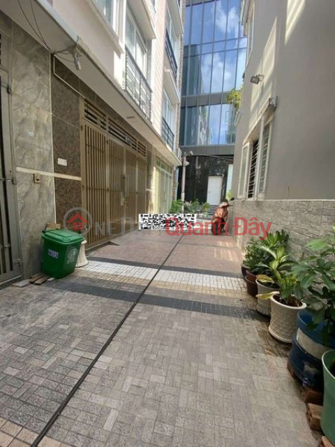 4-floors house with alley frontage for rent 28 million/month. _0