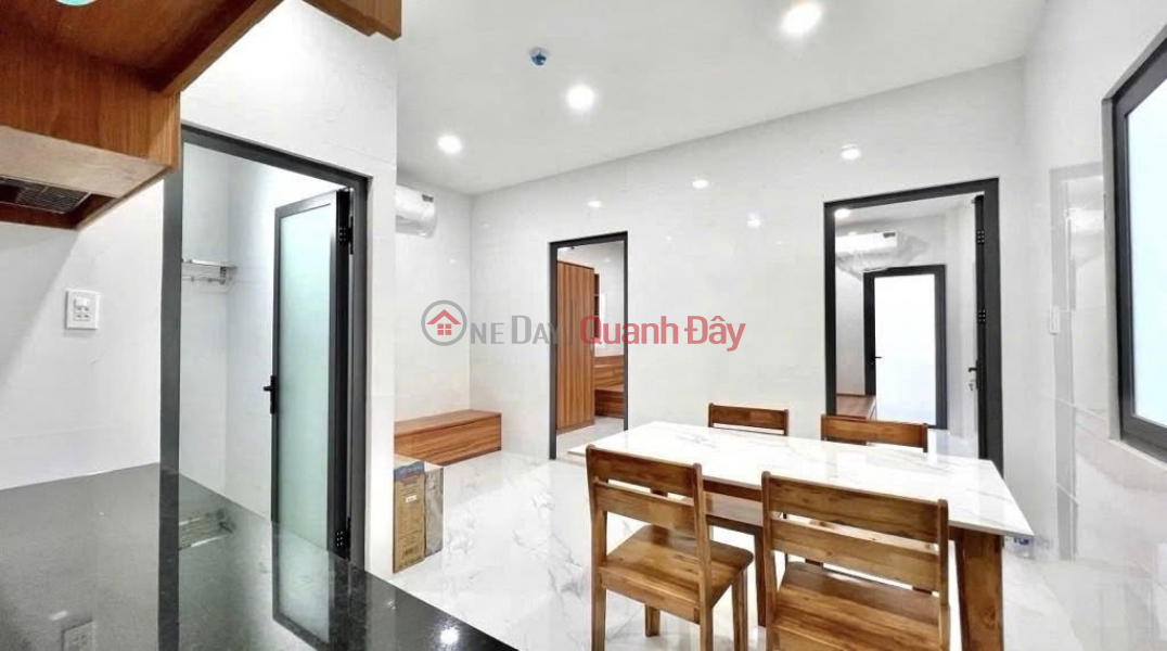 Căn Hộ Dịch Vụ 12 Phòng Dương Quảng Hàm | Việt Nam | Bán | đ 25 tỷ