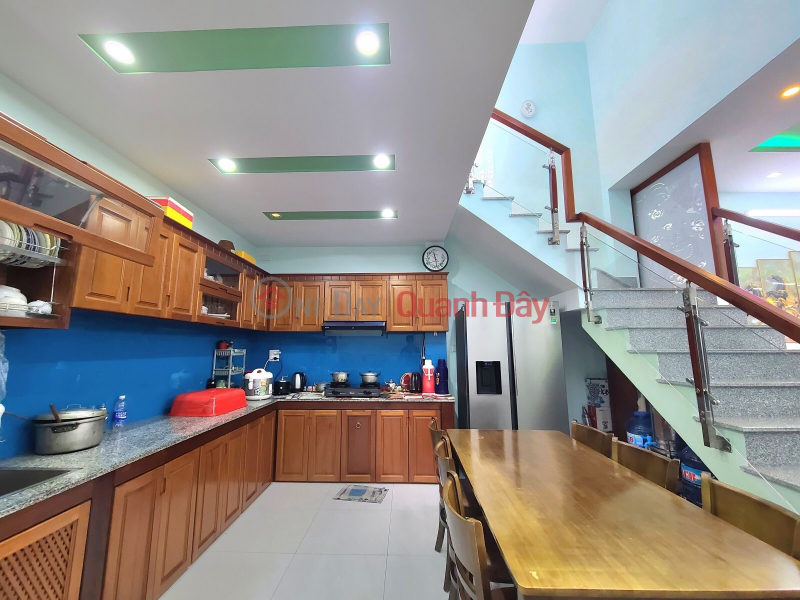 NEED TO SELL URGENTLY! 3-storey house with 3 mesmerizing front of Nai Hien Dong Son Tra Da Nang 72m2-Nearly 3 billion.