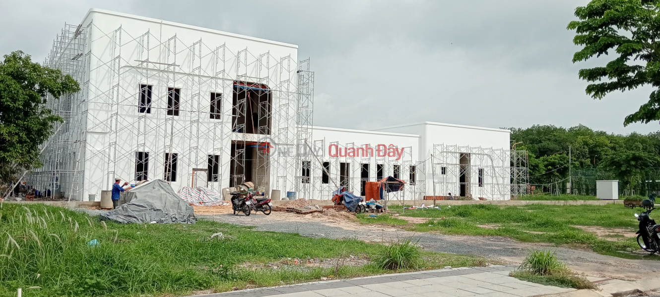 Land for sale: only 3.8 billion. - Ready-built townhouse: 3.4 billion 1 ground floor, 1 mezzanine, 1 floor - Diverse area: | Vietnam Sales, đ 1.8 Billion