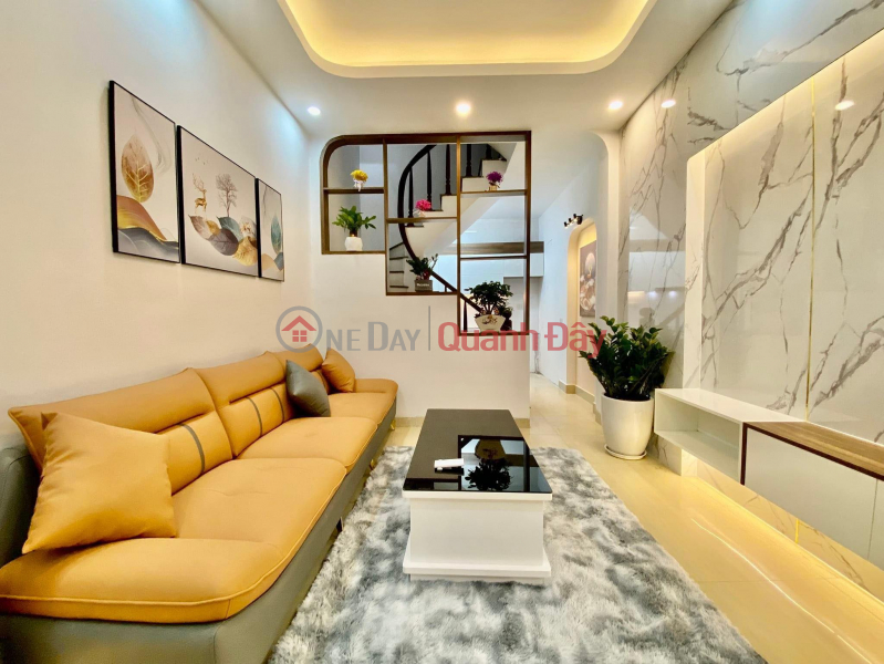 Bán nhà phố Trương Định, 34m, nhà mới , chủ nhà mua nhà to hơn nên bán, 3 tỷ300 Niêm yết bán