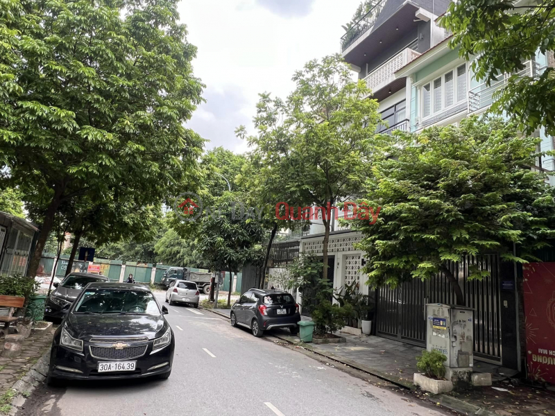 HOUSE FOR SALE IN GENERAL DEPARTMENT 5, TAN TRIEU, THANH TRI, SUPER PRODUCT FOR BOTH RESIDENCE AND BUSINESS - NEAR THE PARK - NEAR CAR STREET Sales Listings