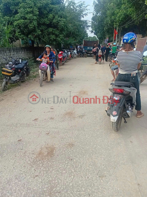 QUICK SALE OF LAND LOT ON LIEN XA ROAD IN LUONG SON, HOA BINH, PRICE 2XX _0