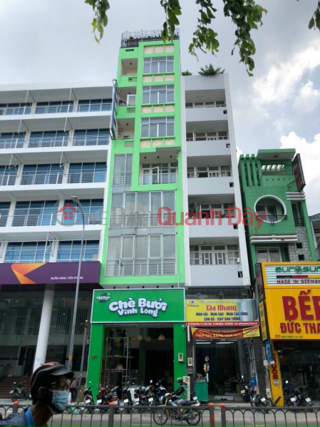 Bach Dang Business Facade, Binh Thanh District 6 10x21 Panels With Elevator Income 95 million\\/month Sales Listings