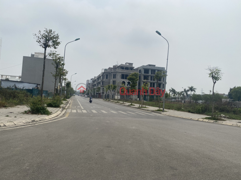 Land for sale 68m2 village edge Co Duong urban area - Tien Duong, 10m asphalt road. Contact 0981568317 Sales Listings