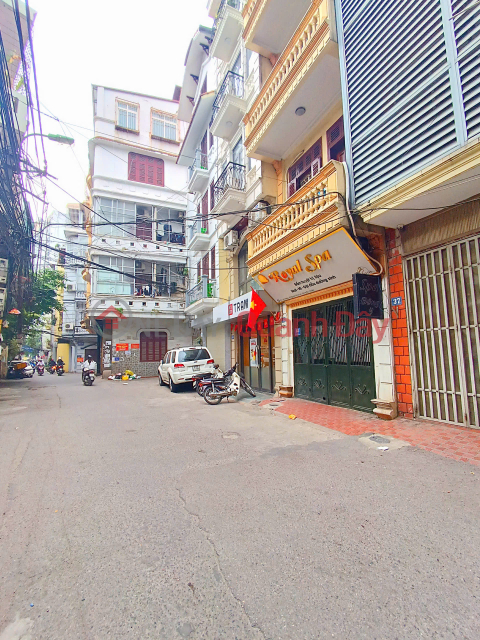 Cars can avoid, front of Nguyen Phuc Lai business alley 54m² x 5 floors x frontage 4.1m - 18.8 billion _0