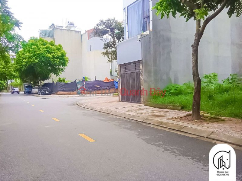 Supermodel Giang Bien subdivision near Viet Hung, cars avoid sidewalk, airy, 78m frontage: 5m 13 billion 5 | Vietnam, Sales đ 13.5 Billion