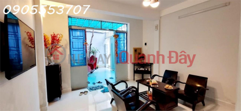 Selling a spacious 2-storey house (74m2) in LE DUAN, Da Nang - Near Con Market - Just over 2 billion _0