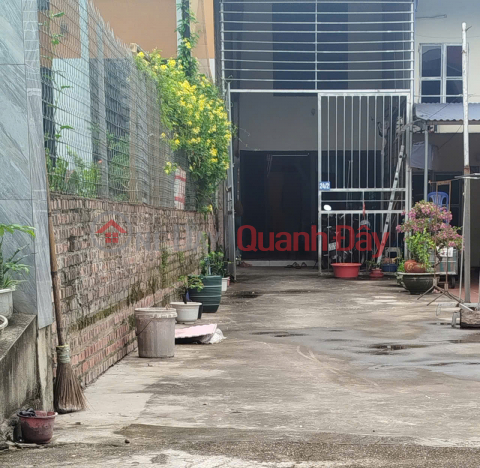 For just 1.3 billion VND, customers can own a 2-story house in Group 7, Tan Thanh Ward (formerly); now Group 39. _0