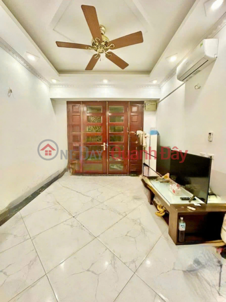 TÔI CẦN BÁN NHÀ NGÕ 79, PHỐ 8/3,LÔ GÓC, KD 32M2, 5 TẦNG, MT4.1M GIÁ 6.2 TỶ Niêm yết bán