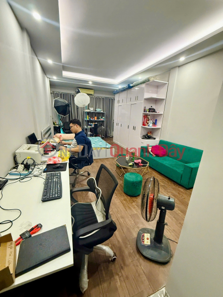 đ 10,5 tỷ SIÊU PHẨM MẠC THỊ BƯỞI – LÔ GÓC 2 THOÁNG – NHÀ MỚI ĐẸP – CHỈ 10.5 TỶ lh 0817606560