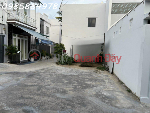 QUICK SALE CORNER LOT WITH 2 FRONT FACES OF LUONG DINH CAR Alley OF NGOC HIEP 2ty350 _0