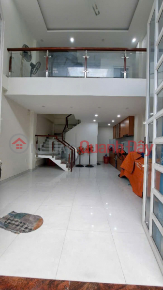 House for sale in Car Alley on Lac Long Quan Street, Tan Binh, Area 4.8x11m, 5 floors, Price 7.95 billion., Vietnam, Sales | đ 7.95 Billion