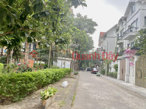 Villa for rent in Luong The Vinh, 130m2, 4 floors, 25 million\/month for office use _0