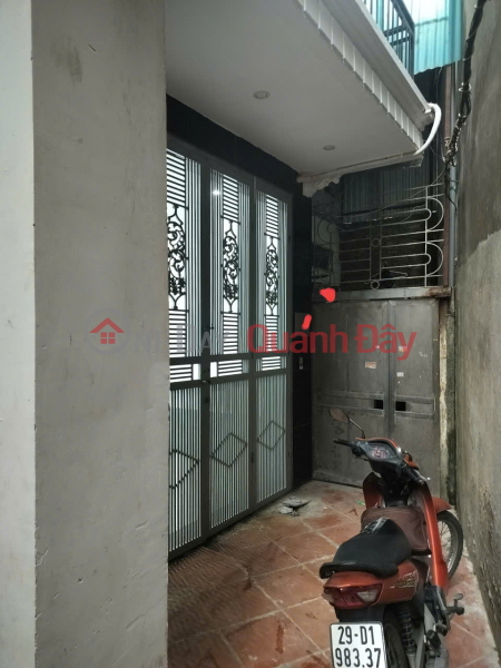 Need to sell 40m2 apartment in Dinh Cong Thuong - over 8 billion, cash flow 400 million\\/year Sales Listings