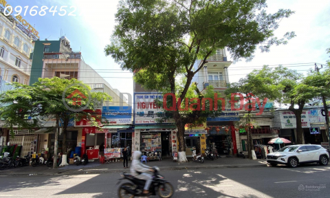 Front house for rent in Quang Trung, 300m2, center of Quang Ngai city _0