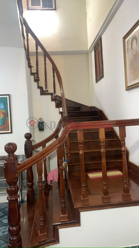 OWNER selling house in the center of Cau Giay, 137m2 - 3 floors - Wide alley frontage, car parking 15m away. _0