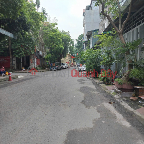 BÁN NHÀ PHÂN LÔ CẦU GIẤY – DÂN XÂY – 2 THOÁNG – Ô TÔ TRÁNH – KINH DOANH – Ô CHỜ THANG MÁY _0