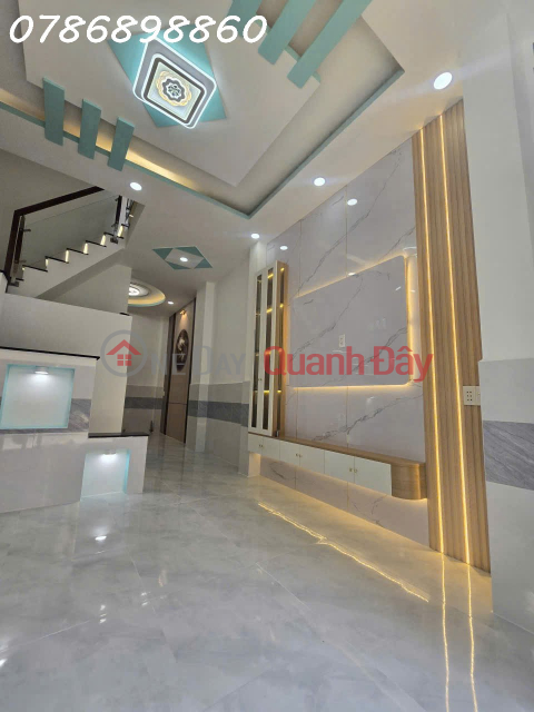 3-STORY HOUSE IN A 6M WIDE ALLEY WITH ACCESS FROM ALL DIRECTIONS – EXTREMELY CONVENIENT FOR BUSINESS _0