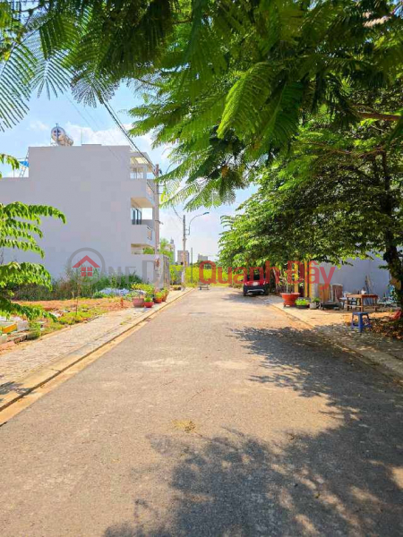 NHÀ PHỐ 72M2, 3 TẦNG, HOÀN CÔNG ĐỦ, ĐƯỜNG Ô TÔ 8M, GẦN CHỢ LONG PHƯỚC | Việt Nam Bán | đ 5,24 tỷ