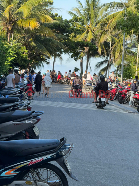 đ 32,8 tỷ, + Nhà C4 kinh doanh, Biển Nguyễn Tất Thành, đang cho thuê, đối diện dự án khu thương mại tự do lấn biển.