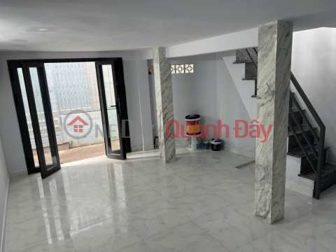 BEAUTIFUL HOUSE - GOOD PRICE - OWNER NEEDS TO SELL QUICKLY House in Alley 2 \/ Hong Bang Street - District 6, Ho Chi Minh City _0