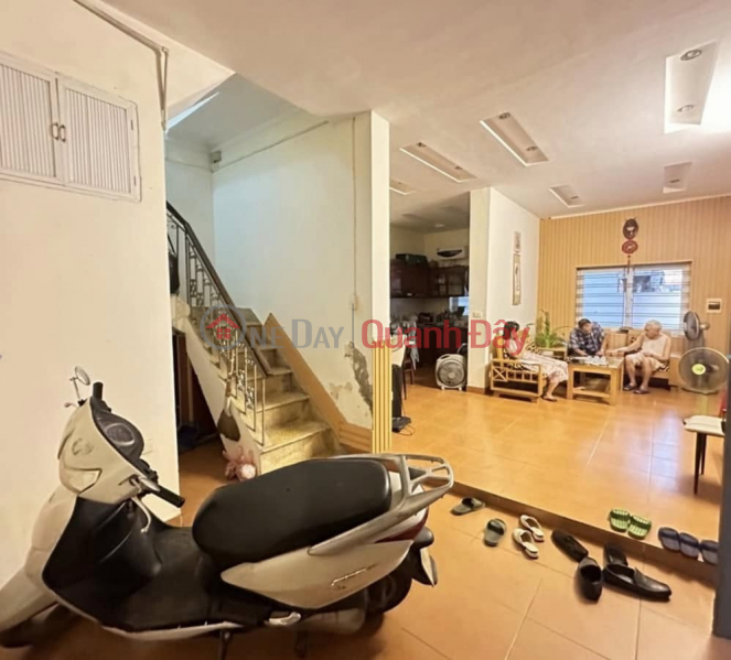 Bán nhà Lô Góc 3 Thoáng-Dương Quảng Hàm 37/51m, 3Tầng, MT 7.5m 13.5 Tỷ, gần phố, Việt Nam Bán | đ 13,5 tỷ