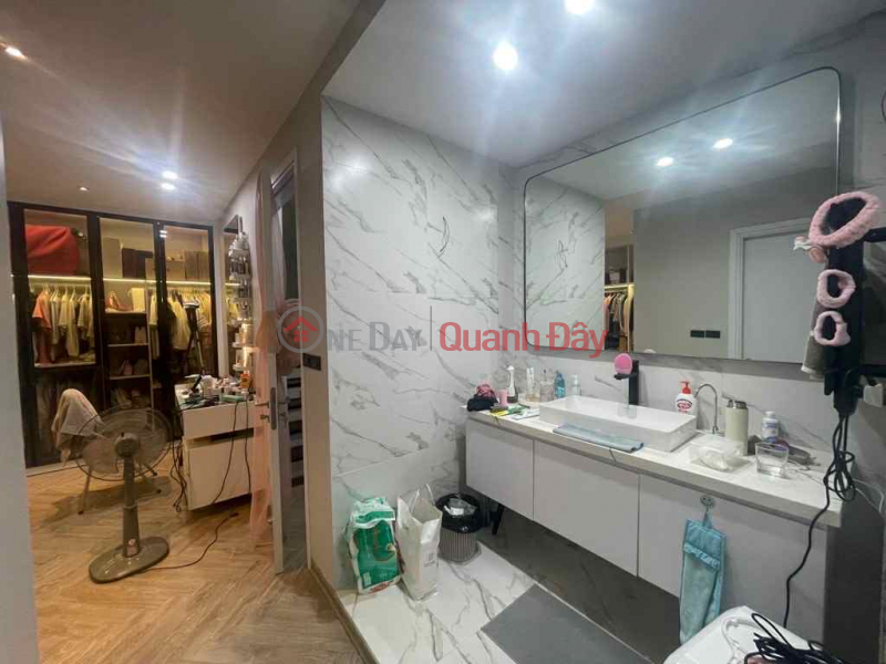 đ 36.3 Billion | Ngoc Thuy garden villa for sale, 190m x 4 floors, 7.6m frontage, car access, rear expansion