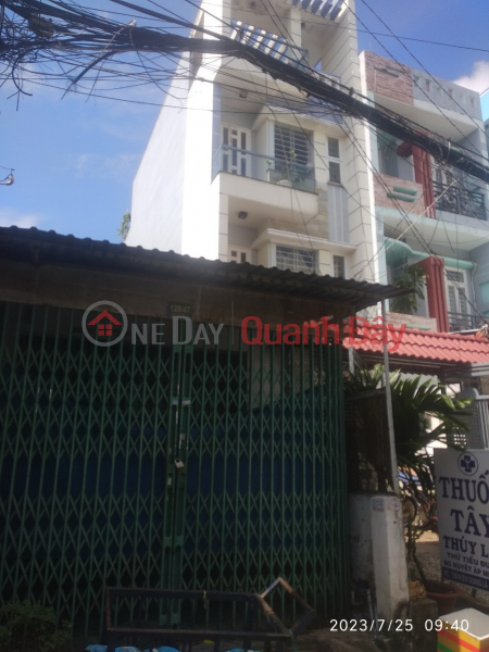 OWNER NEEDS TO SELL QUICKLY Level 4 Front House In Go Vap District, HCMC, Vietnam, Sales | ₫ 5.5 Billion