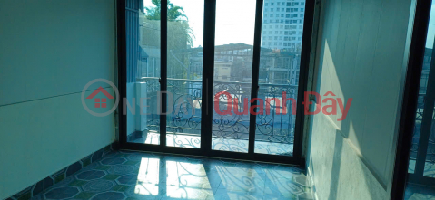 Cho thuê nhà phố Lạc Trung, 30m² x 5 tầng, 3PNkk, 15 triệu/tháng _0