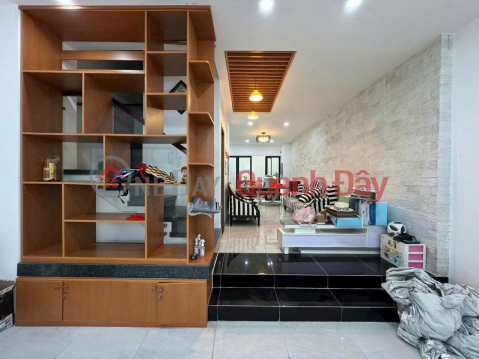 HOUSE WITH RIVER VIEW, NEXT TO PHU MY HUNG, 5X18M, 4 FLOORS, JUST OVER 12 BILLION VND _0