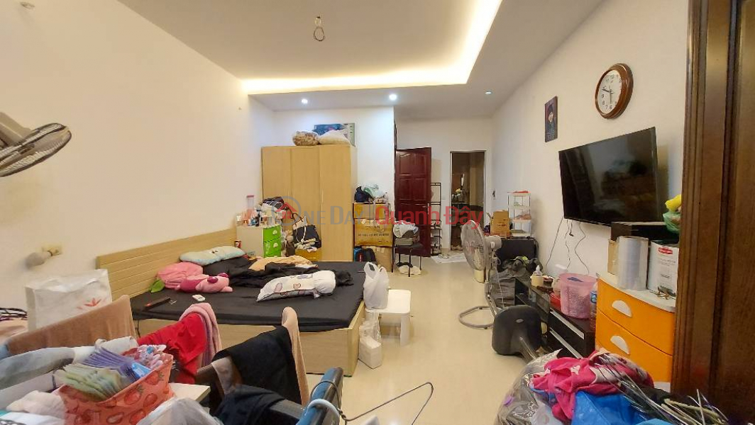 , Please Select Residential Sales Listings đ 7.6 Billion