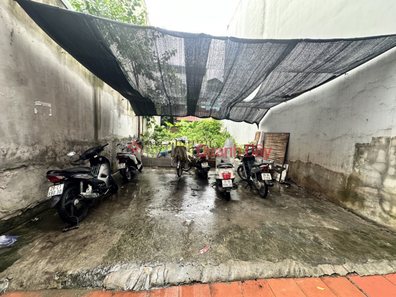 Property Search Vietnam | OneDay | Residential | Sales Listings Land for sale in lane 252 Ngoc Thuy, 66m x 5m2, truck 10m, near market, Hong Tien street, slightly over 11 billion, negotiable.