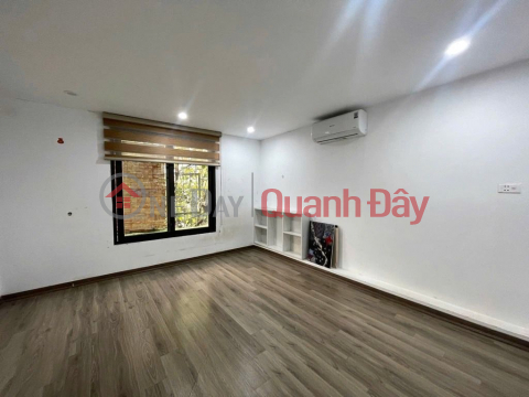 tập thể nghĩa tân 60m 2 ngủ giá 4,5 tỷ ô tô đỗ chân tòa _0