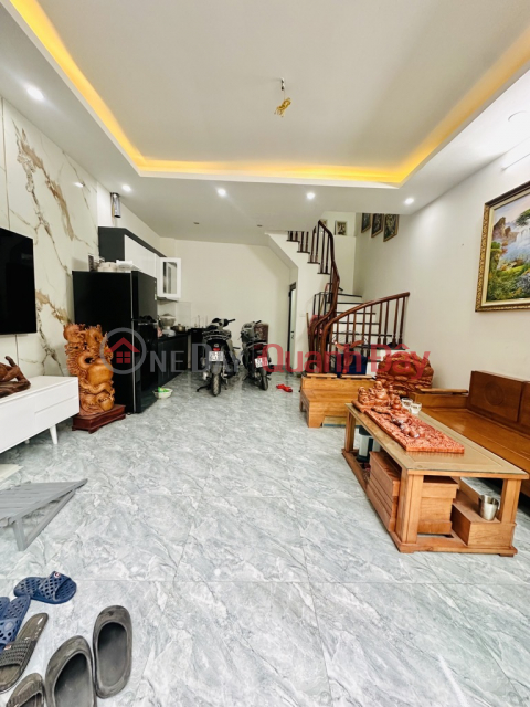 DONG THIEN - HOANG MAI - ABOVE 3 BILLION - 35m x 3 FLOORS - 3BR _0