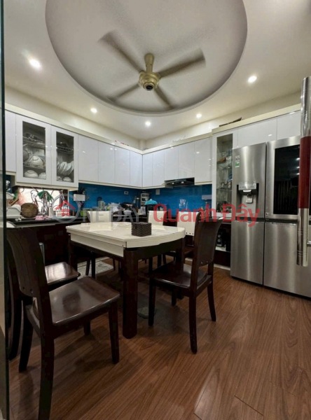 BEAUTIFUL HOUSE WITH CAR PARKING AT THE DOOR Ngoc Lam 40m2 X 5 Floors 15.5 billion Long Bien - Hanoi. Sales Listings